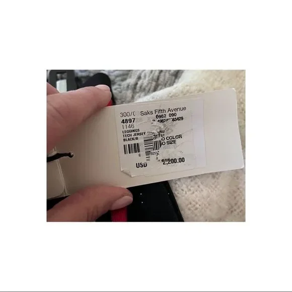 GUCCI
Women's Black Swarovski Crystal-embellished Striped Track Pants - Picture 5 of 9